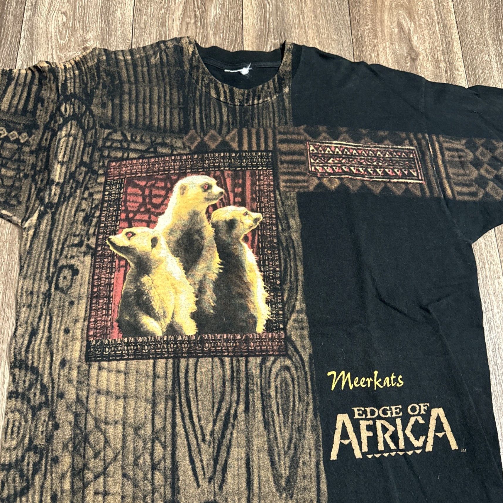 Vintage VINTAGE 90s Meerkats Edge of Africa Nature Animal All Over Print T-Shirt XL Black Mens Size US XL / EU 56 / 4 - 3 Thumbnail
