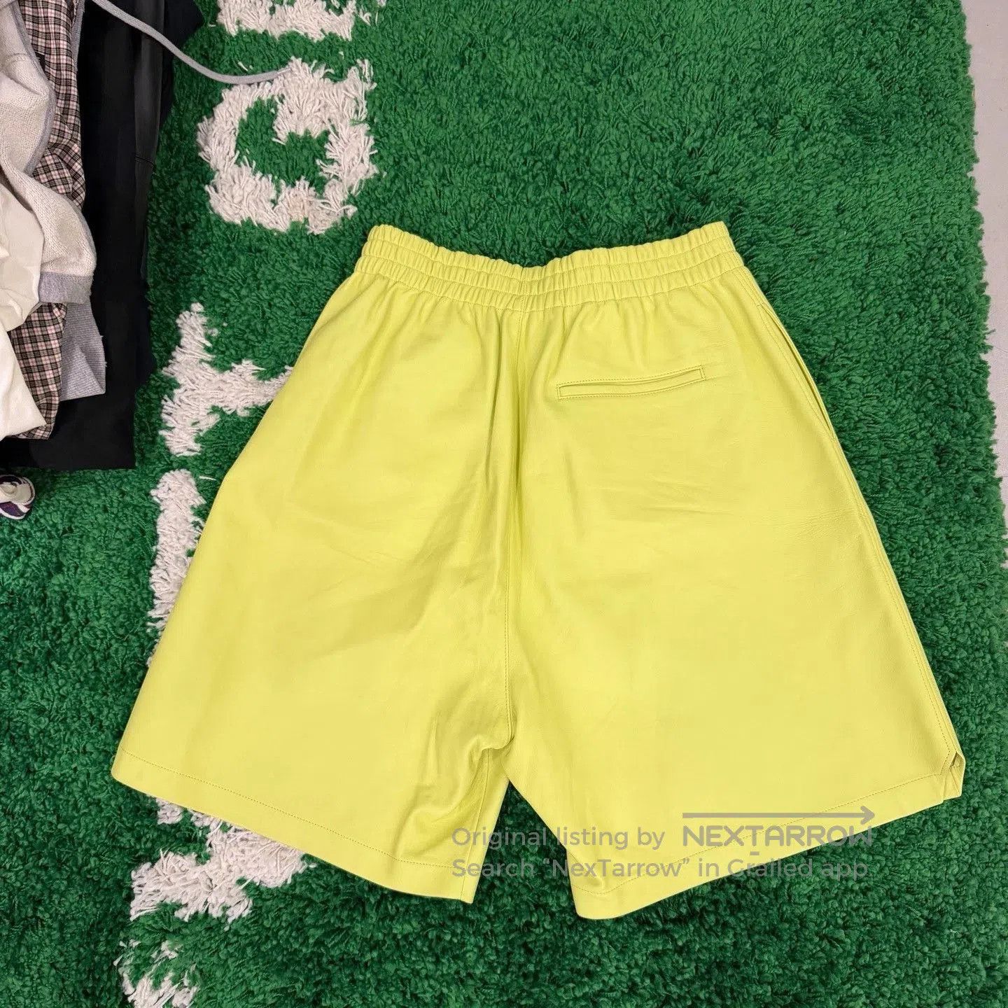 Bottega Veneta BOTTEGA VENETA Green Leather Shorts. Size US 29 - 4 Thumbnail