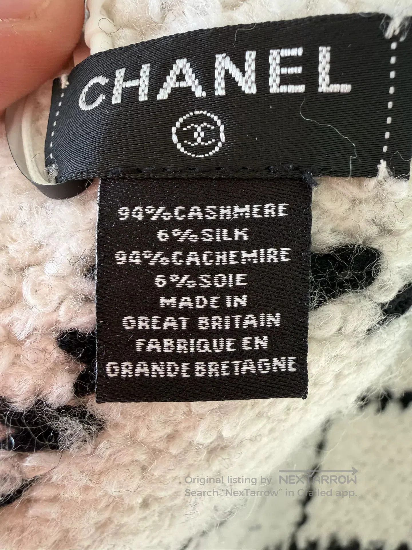 Chanel Chanel Black White Quilted Cashmere Scarf. Size ONE SIZE - 4 Thumbnail
