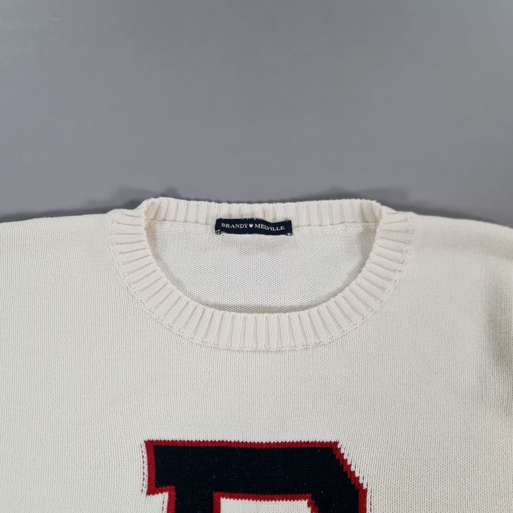 Brandy Melville Brandy Melville Jumper White One Size Knit Cotton Pullover Relaxed Fit Womens Size ONE SIZE - 2 Thumbnail