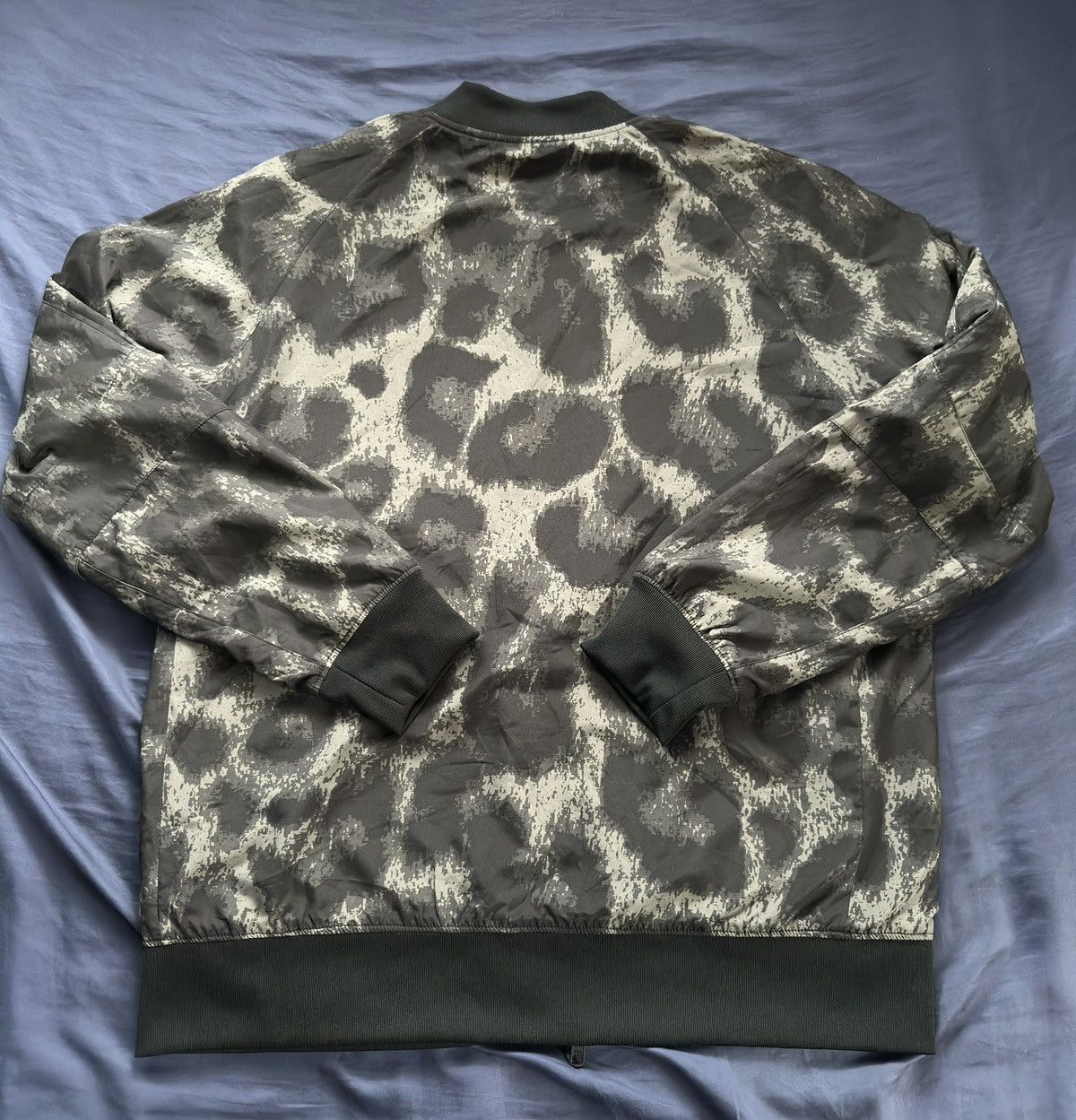 F.C.R.B Nike x FCRB Reversible Black & Leopard Print Jacket Size US L / EU 52-54 / 3 - 6 Thumbnail