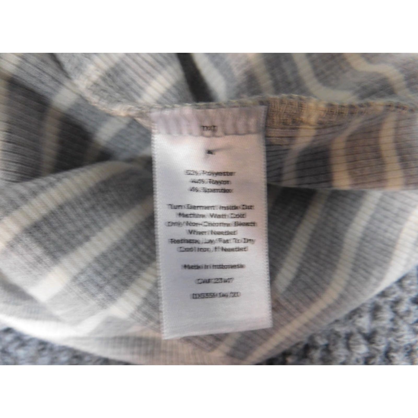 Talbots Talbots Womens Sweater Small Gray Pullover Turtleneck Stretch Knit Ruffle Regular Size S Size S / US 4 / IT 40 - 6 Thumbnail