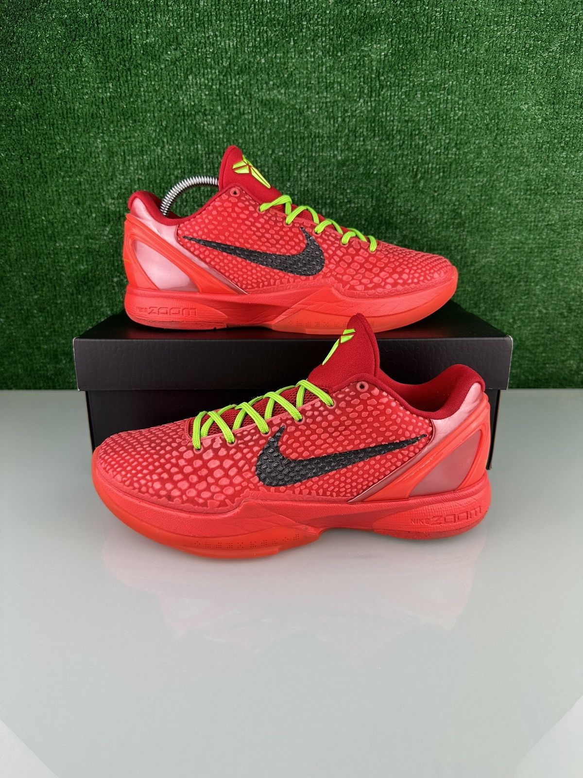 Nike Nike Kobe 6 Protro Low Reverse Grinch Size 9 Size US 9 / EU 42 - 3 Thumbnail