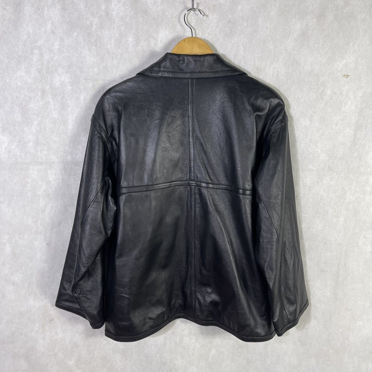 Courreges Vintage Courreges Paris Buckle Double Collar Leather Jacket Size XS / US 0-2 / IT 36-38 - 5 Thumbnail