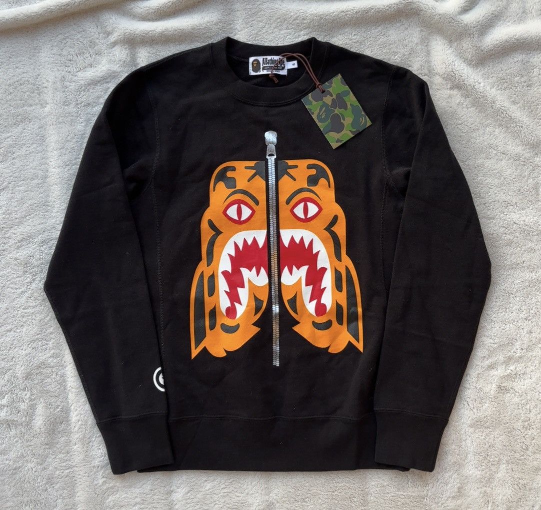 Bape Bape Black Tiger Face Crewneck Size US S / EU 44-46 / 1 - 1 Thumbnail