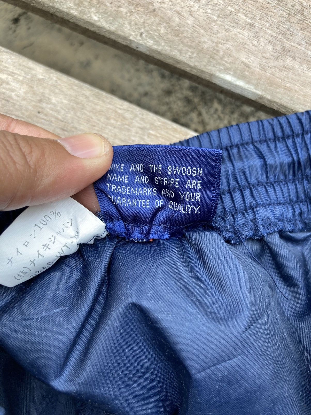 Nike × Vintage Vintage 90s Nike Nylon Dark Blue Track Pants Size US 32 / EU 48 - 12 Thumbnail