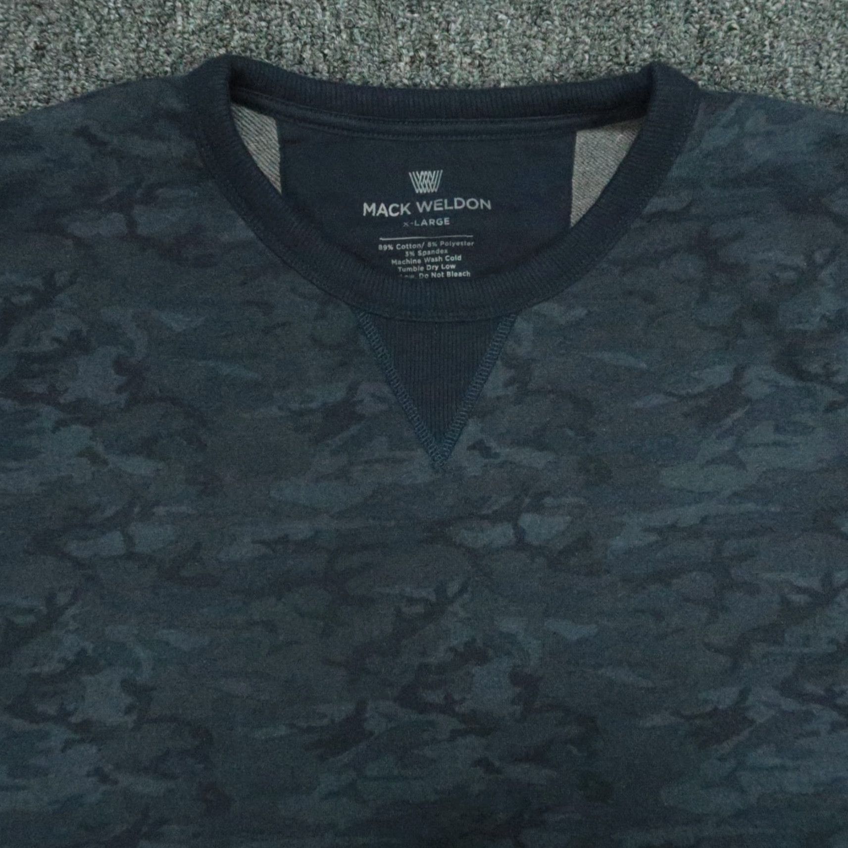 Vintage Mack Weldon Sweatshirt Men XL Blue Camo Ace Crew Pullover Long Sleeve Shirt Men XL Blue Camouflage Pullover Crew Neck Athletic Winter Fall Spring Knit Size US XL / EU 56 / 4 - 2 Thumbnail