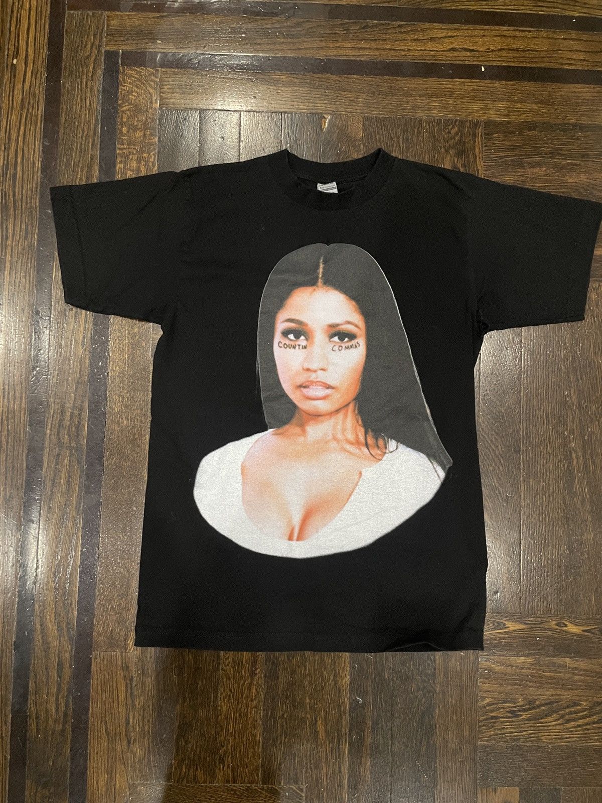 Other Counting Commas Nicki Minaj Tee Size US M / EU 48-50 / 2 - 1 Thumbnail