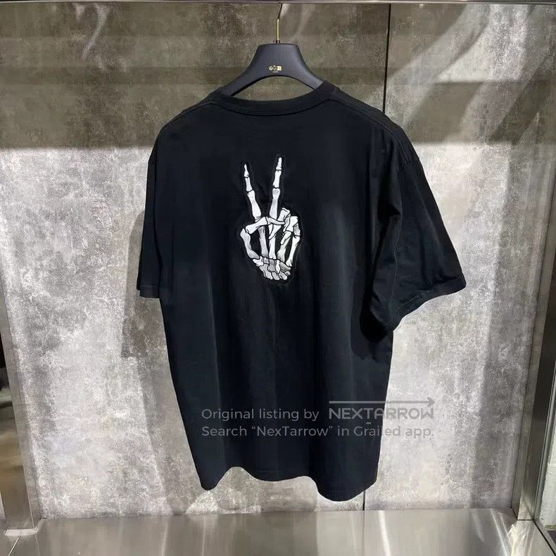 Balenciaga Balenciaga Dissolved Smile Face Size US M / EU 48-50 / 2 - 2 Thumbnail