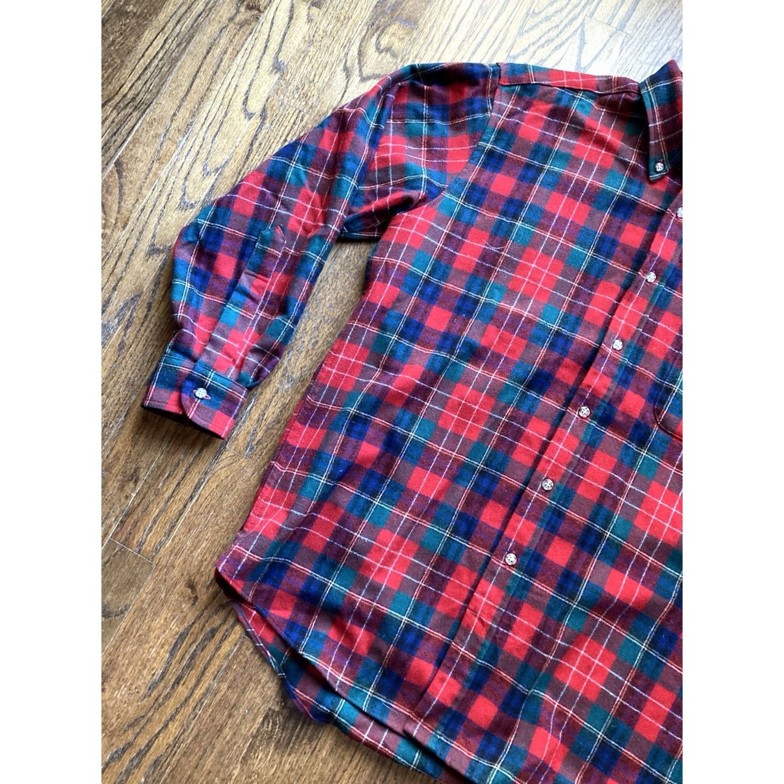 Pendleton VINTAGE Pendleton Shirt Mens M Red Wool Plaid Button-Up Long Sleeve Western Casual Chest Pocket USA Made Size US M / EU 48-50 / 2 - 2 Thumbnail