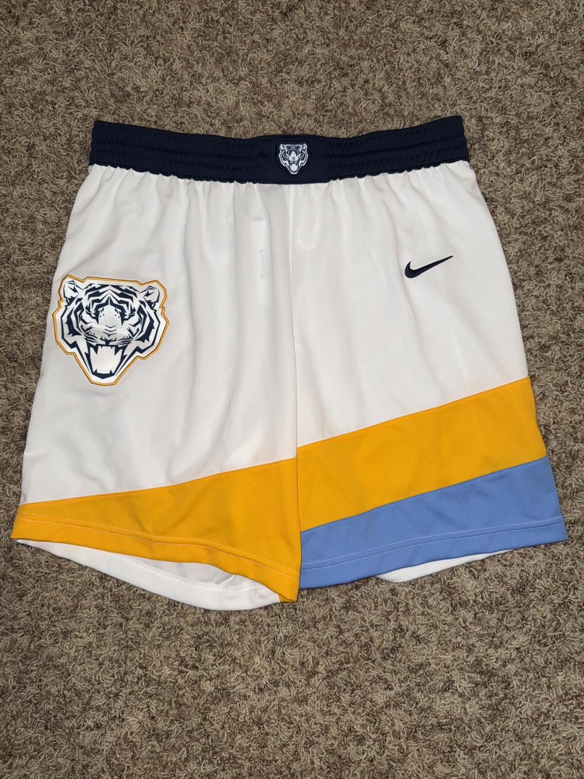Nike Nike Men’s LSU Dri-FIT Elite Bounce Basketball Shorts Sample Size US 32 / EU 48 - 1 Thumbnail