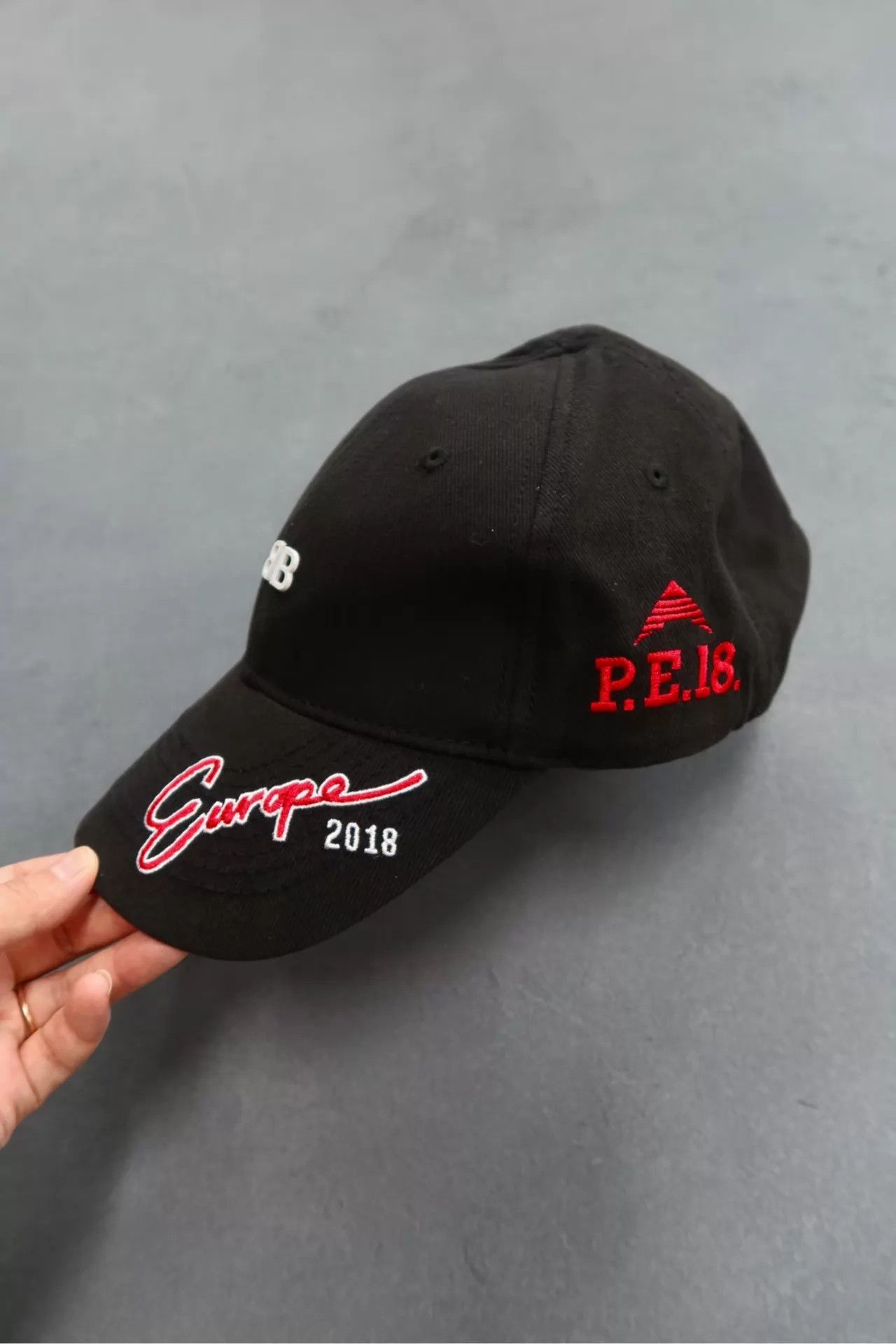 Balenciaga Balenciaga 18FW EU Logo Black Unisex Cap L Size ONE SIZE - 1 Thumbnail