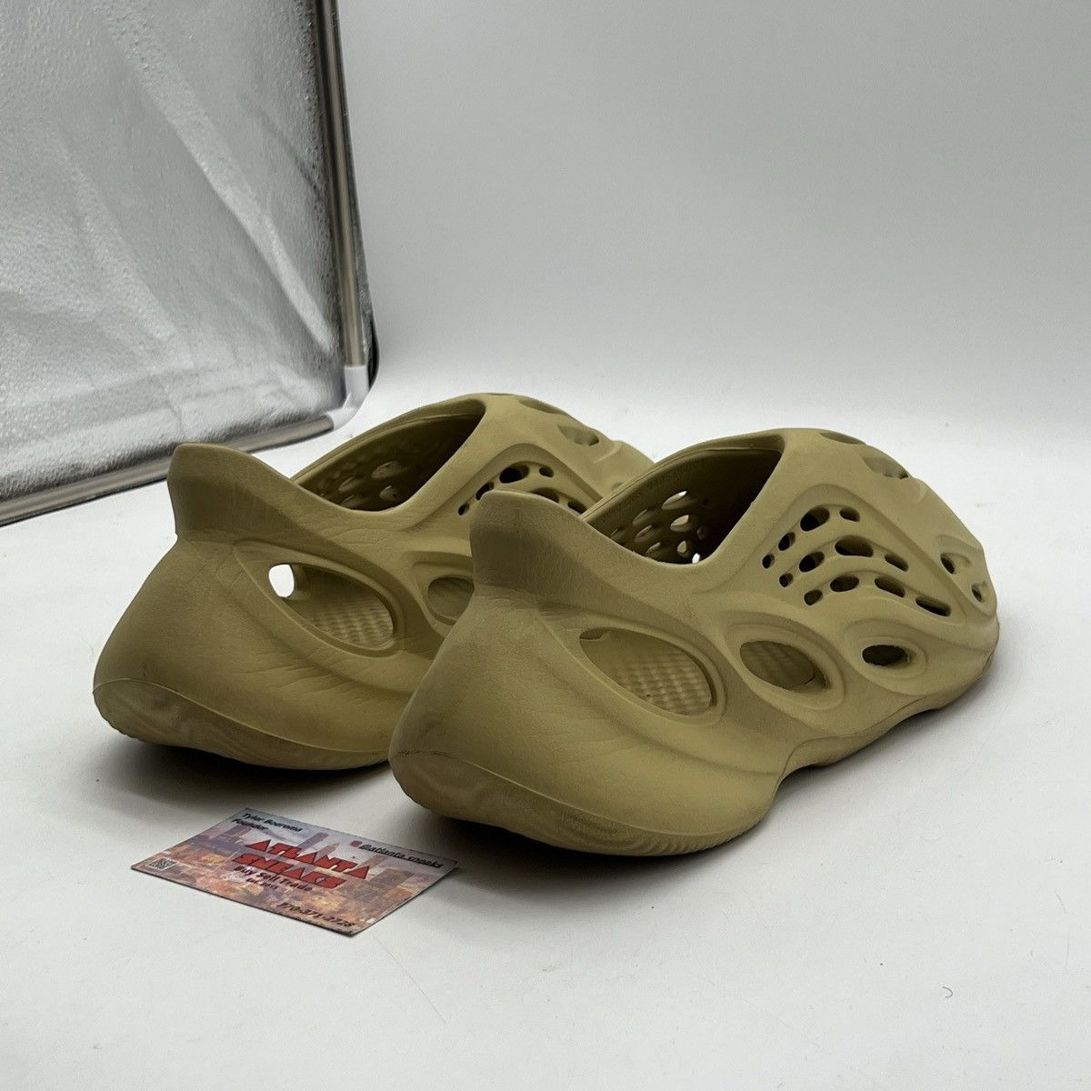 Adidas Yeezy foam runner sulfer Size US 12 / EU 45 - 5 Thumbnail