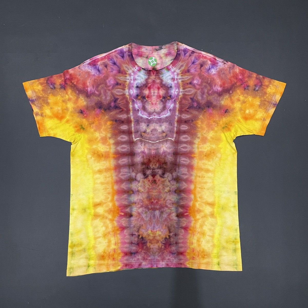 Vintage Psychedelic Waterfall Size US L / EU 52-54 / 3 - 1 Thumbnail