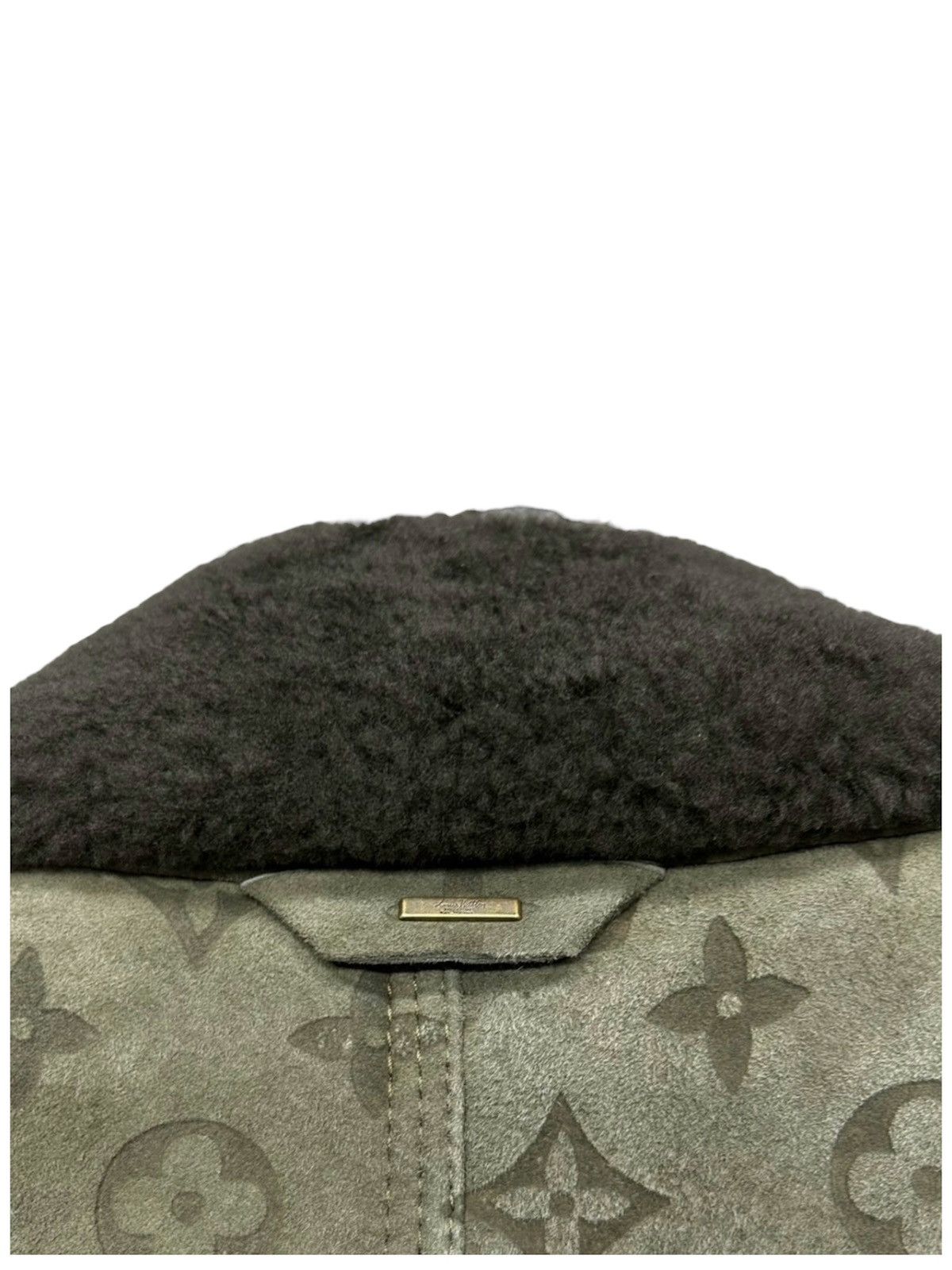 Louis Vuitton Louis Vuitton 46 Olive Green Monogram Shearling Jacket Size US S / EU 44-46 / 1 - 4 Thumbnail