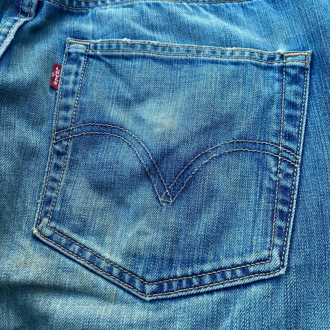 Levi's Vintage Levis 501 Distressed Denim Kurt Cobain Style Size US 32 / EU 48 - 11 Thumbnail