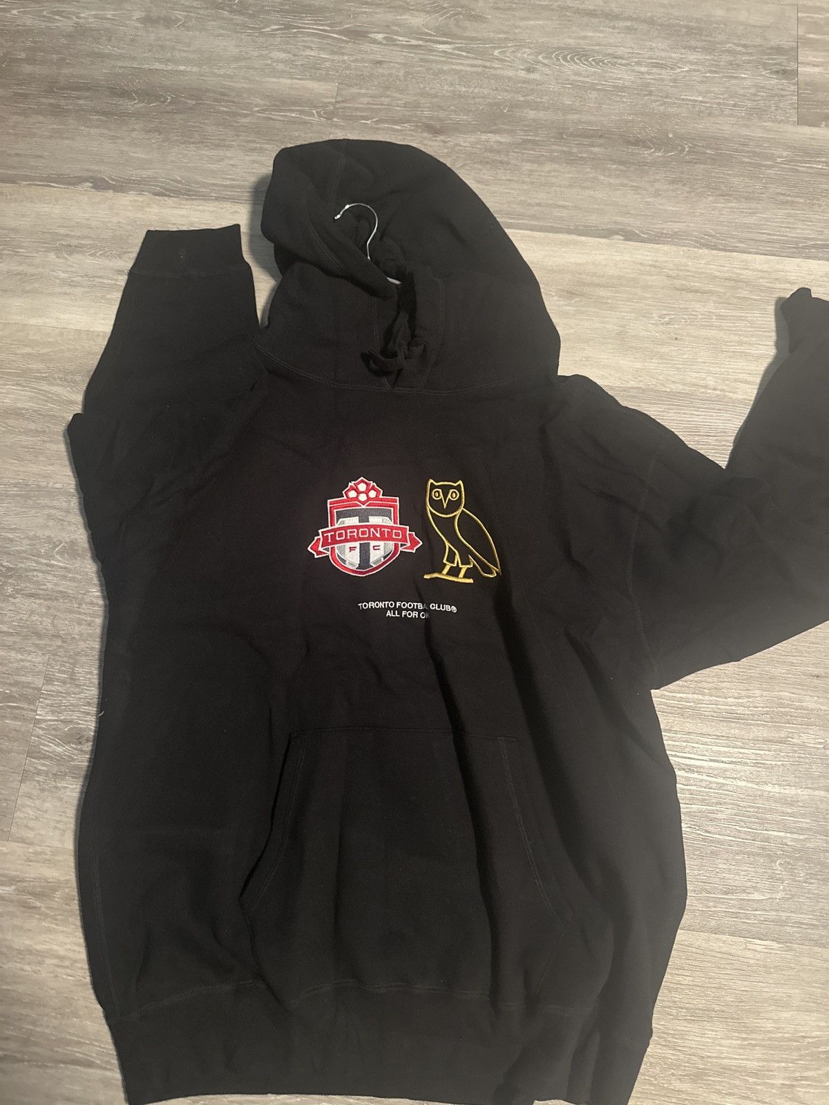 October's Very Own TORONTO FC x OCTOBERS VERY OWN HOODIE Size US XL / EU 56 / 4 - 1 Thumbnail