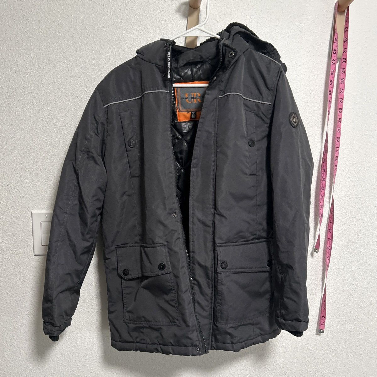 Urban Republic Urban republic mens grey puffer jacket size XL Size US XL / EU 56 / 4 - 1 Thumbnail