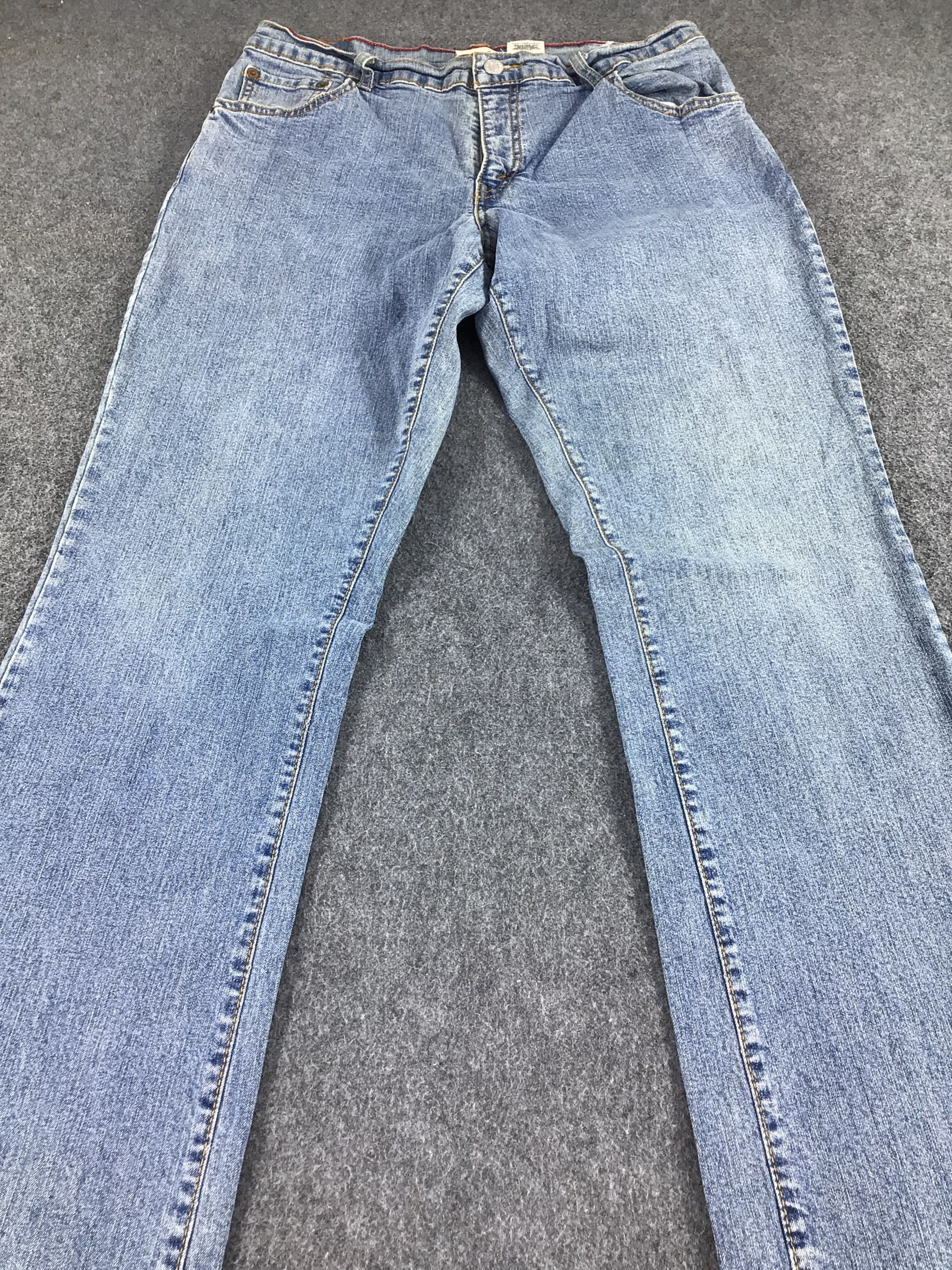 Levi's Vintage Levis 550 Jeans Faded Blue Denim -J555 Size US 32 / EU 48 - 3 Thumbnail