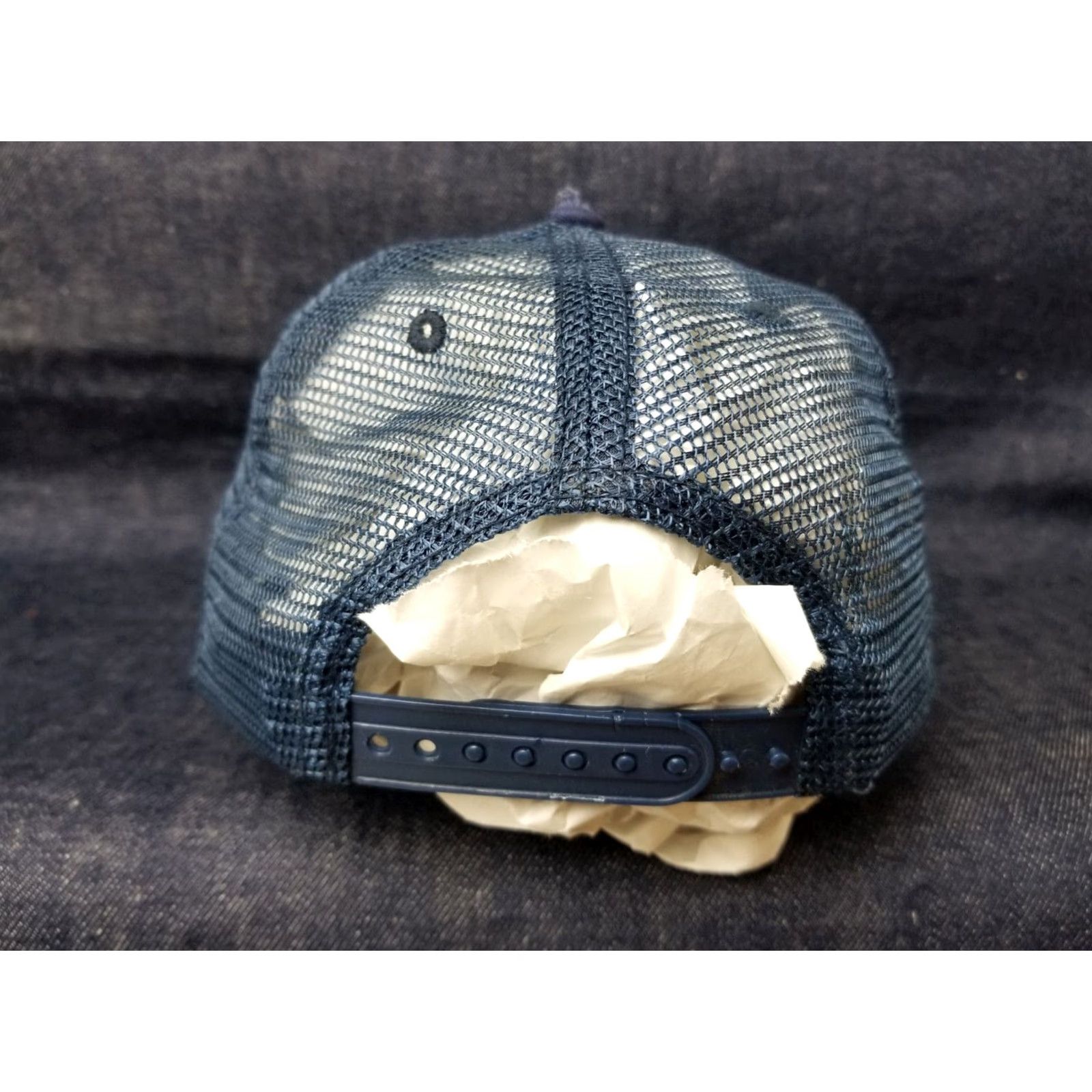 Obey VINTAGE OBEY SKATEBOARD TRUCKER HAT ONE SIZE Denim Blue Men Trucker Hat Hip Hop Style Size ONE SIZE - 4 Thumbnail
