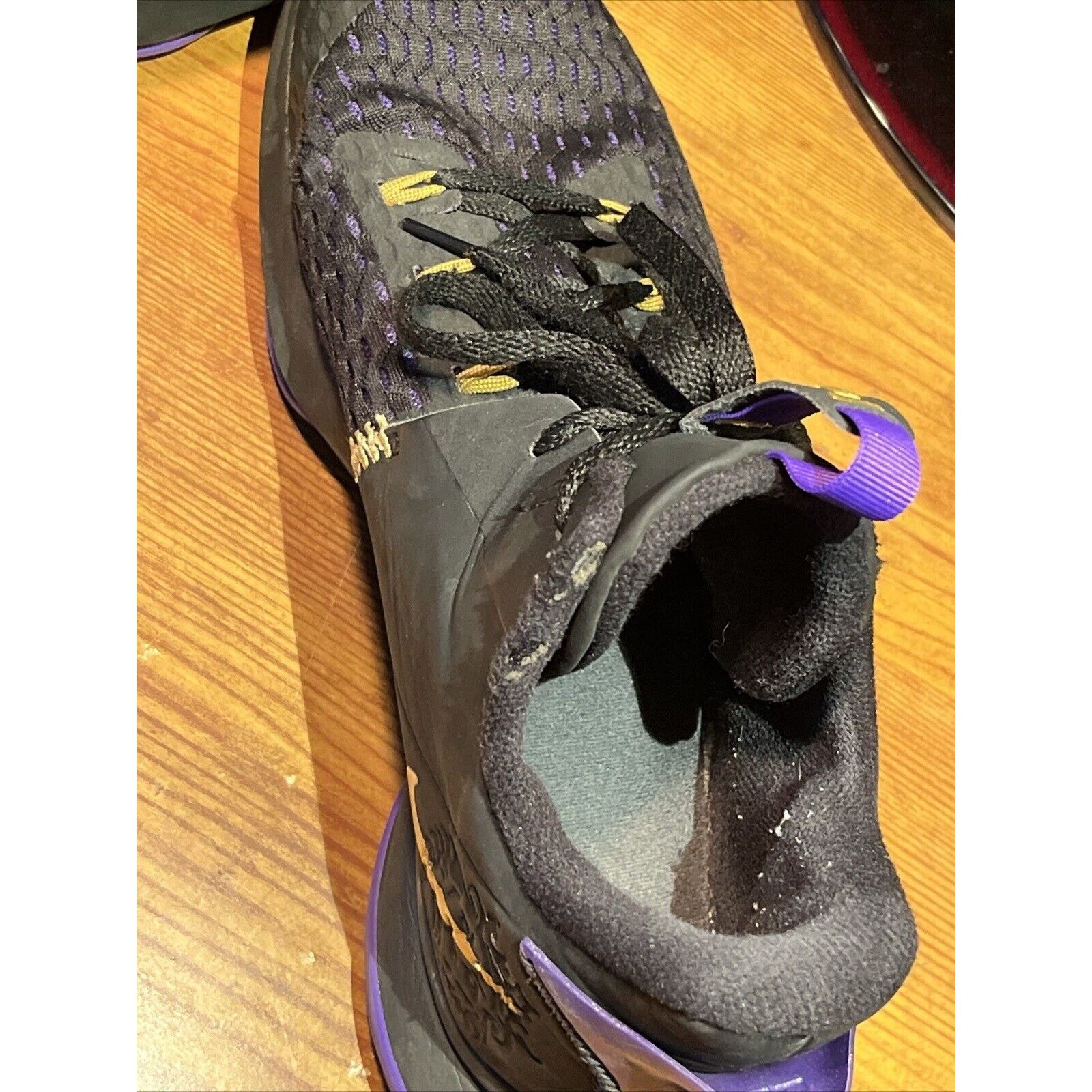 Nike Nike Lebron Witness V 5 Black Purple Gold Size Men's US 12.5 Size US 12.5 / EU 45-46 - 7 Thumbnail