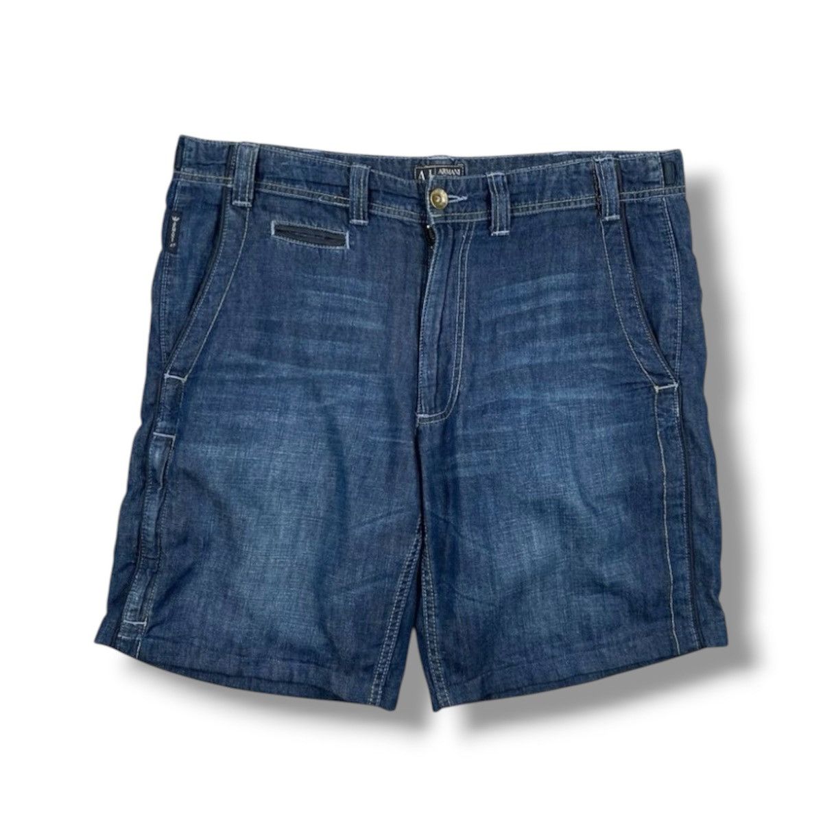Emporio Armani × Giorgio Armani × Vintage Vintage Armani Jeans Denim Shorts Size US 36 / EU 52 - 1 Thumbnail