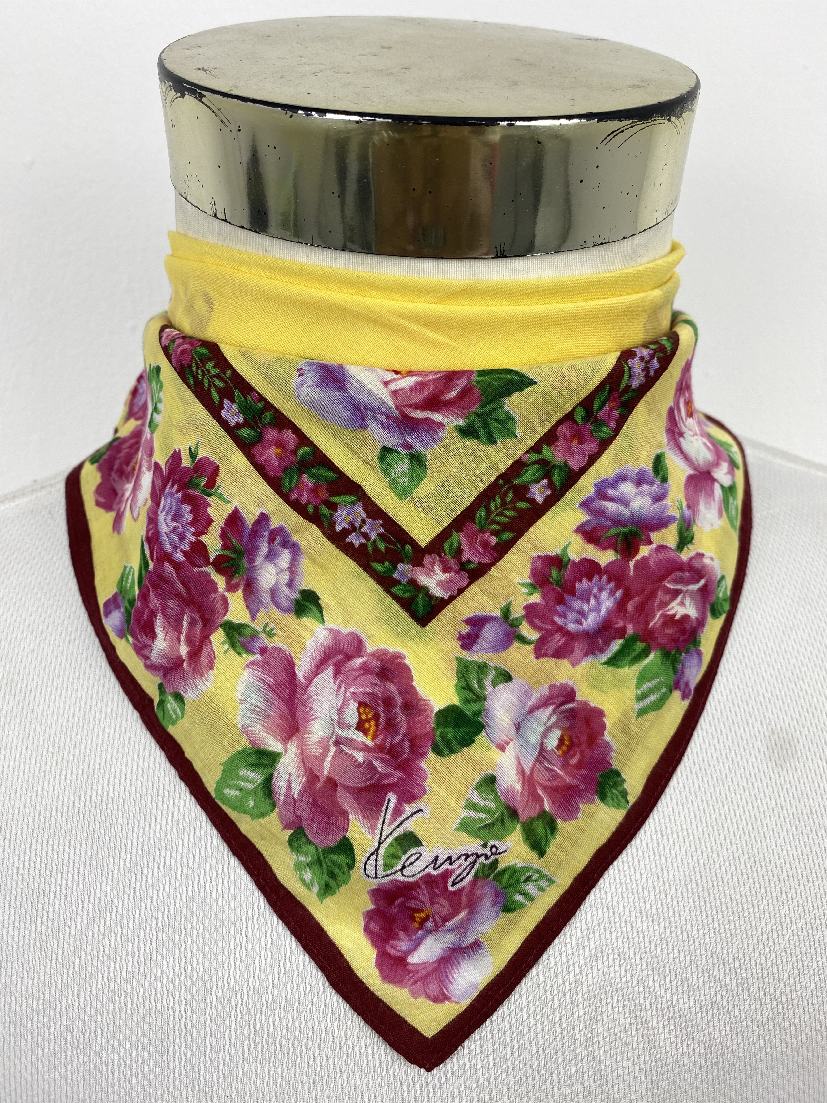 Kenzo Vintage Kenzo Flowers Handkerchief / Neckerchief KT0286 Size ONE SIZE - 1 Thumbnail