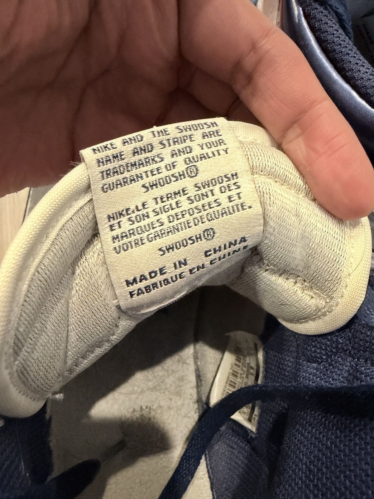 Jordan Brand Jordan 1 Navy Metallic Size US 9.5 / EU 42-43 - 5 Thumbnail