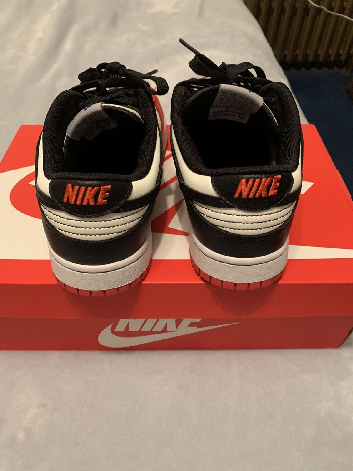 Nike Nike Dunk EMB x NBA 75th Anniversary-Bulls 2021 Size 9.5 Size US 9.5 / EU 42-43 - 5 Thumbnail