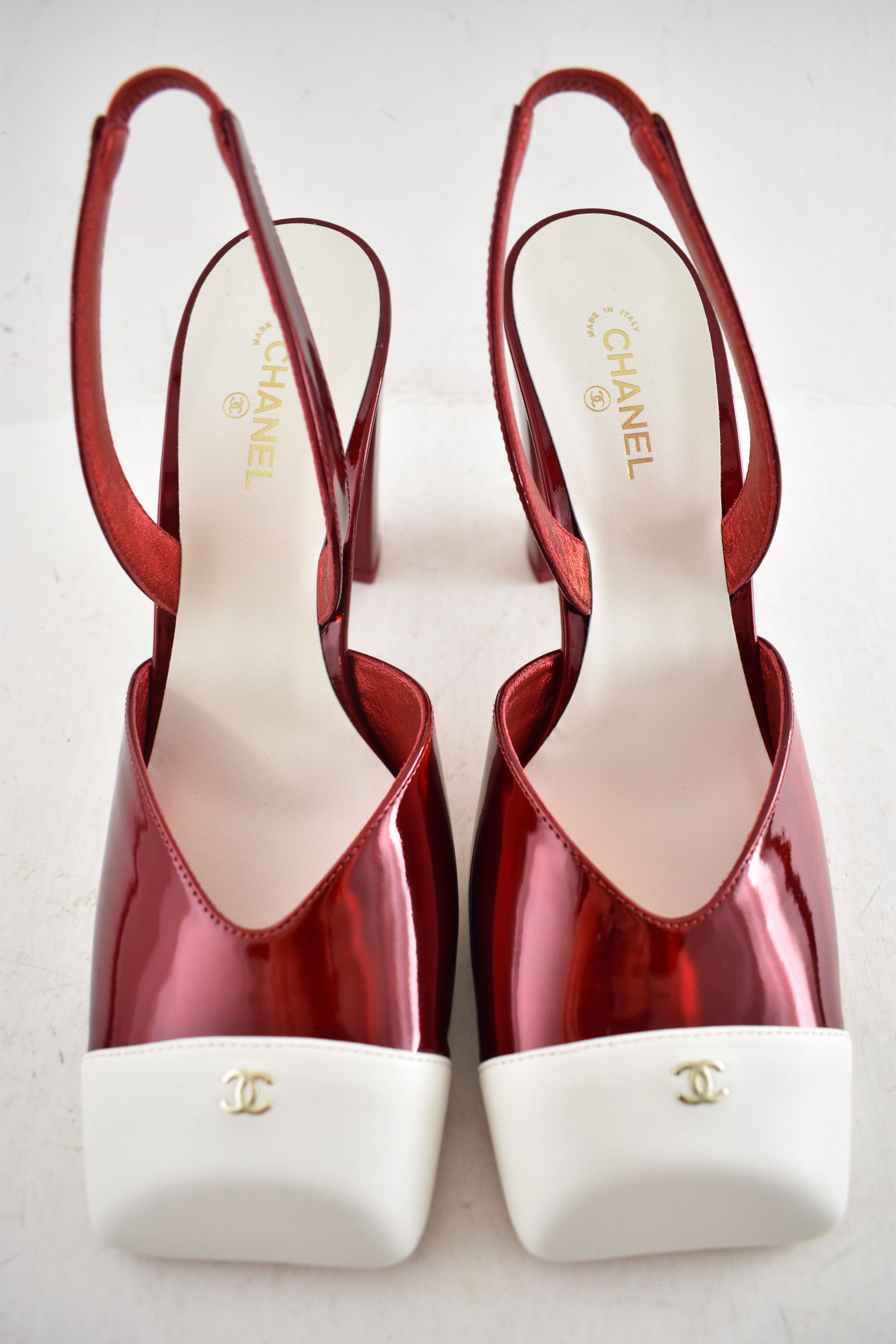 Chanel 26S Blazy White Square Toe CC Slingback Block Heel Pump 42 Size US 12 / IT 42 - 13 Thumbnail