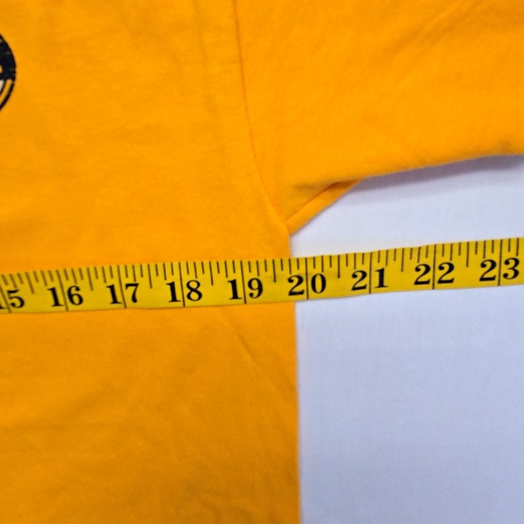 Hanes Vintage Shawnee Shirt Hanes M Ski Ride Tube Yellow Tee 90s Size US M / EU 48-50 / 2 - 6 Thumbnail