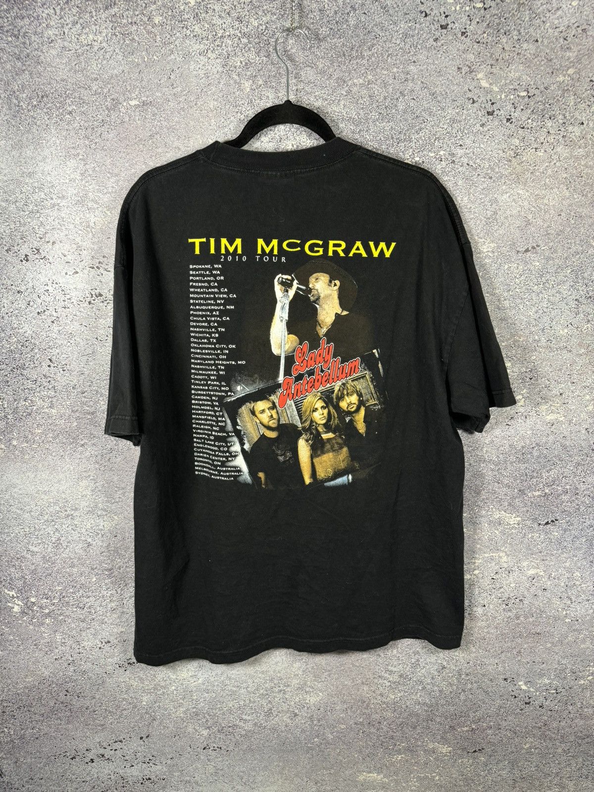 Vintage × WWE Tim McGraw Tour T Shirt Adult Black Faded Lady Antebellum Size US XL / EU 56 / 4 - 9 Thumbnail