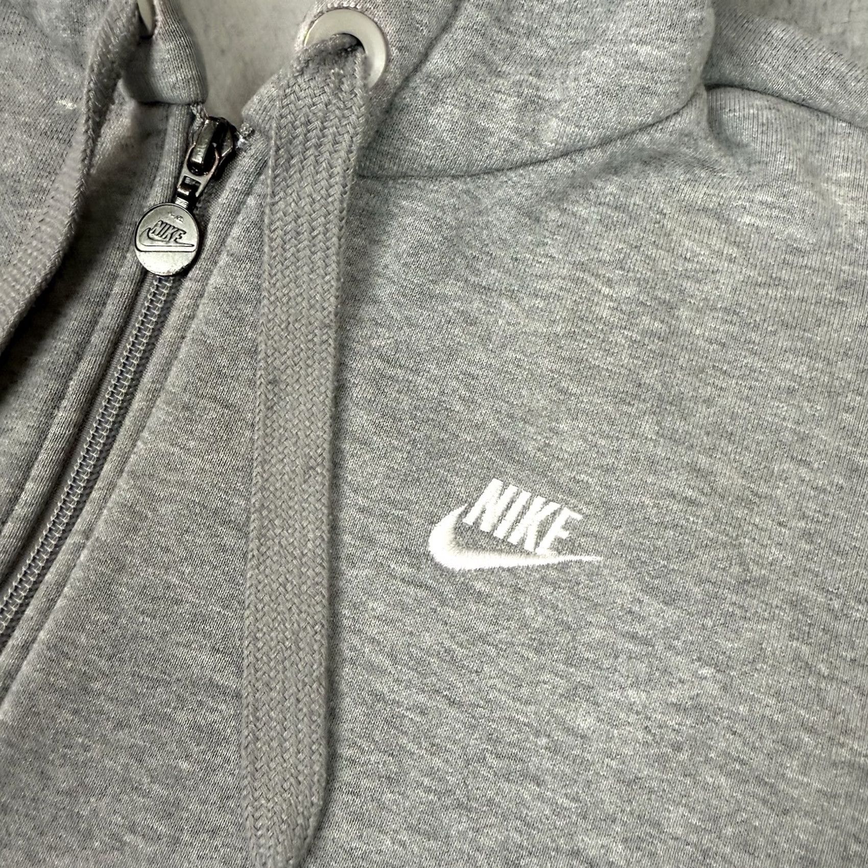 Nike Nike Sweater Mens M Gray Swoosh Outdoors Hoodie Sweatshirt Embroidered M Size US M / EU 48-50 / 2 - 3 Thumbnail