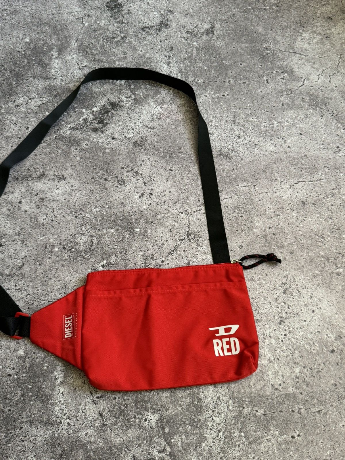 Diesel × Vintage Vintage Diesel Red crossbody sling bag messenger Size ONE SIZE - 1 Thumbnail