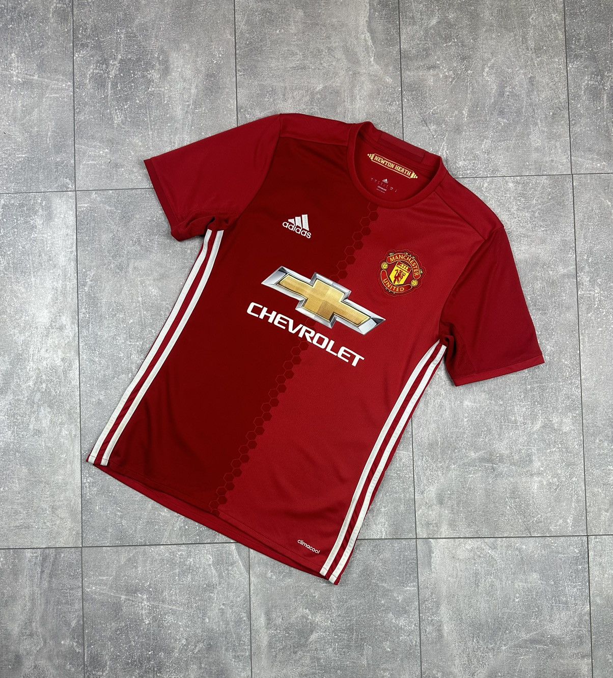 Adidas Adidas Manchester United #6 Pogba Home Jersey AI6720 Size US S / EU 44-46 / 1 - 2 Thumbnail