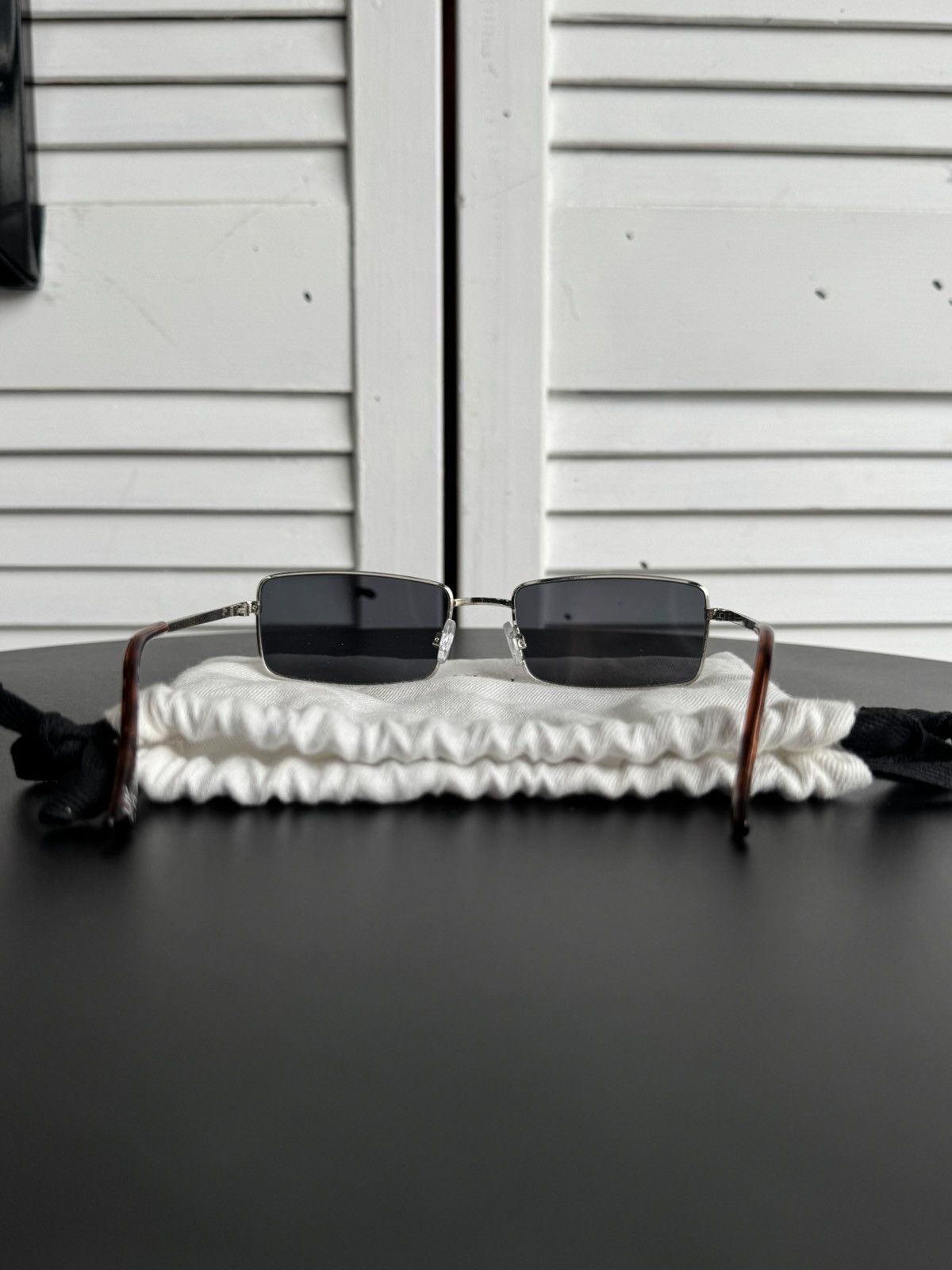 Vintage Vintage Y2K Rectangular Narrow Metal Sunglasses Silver Frame Size ONE SIZE - 10 Thumbnail