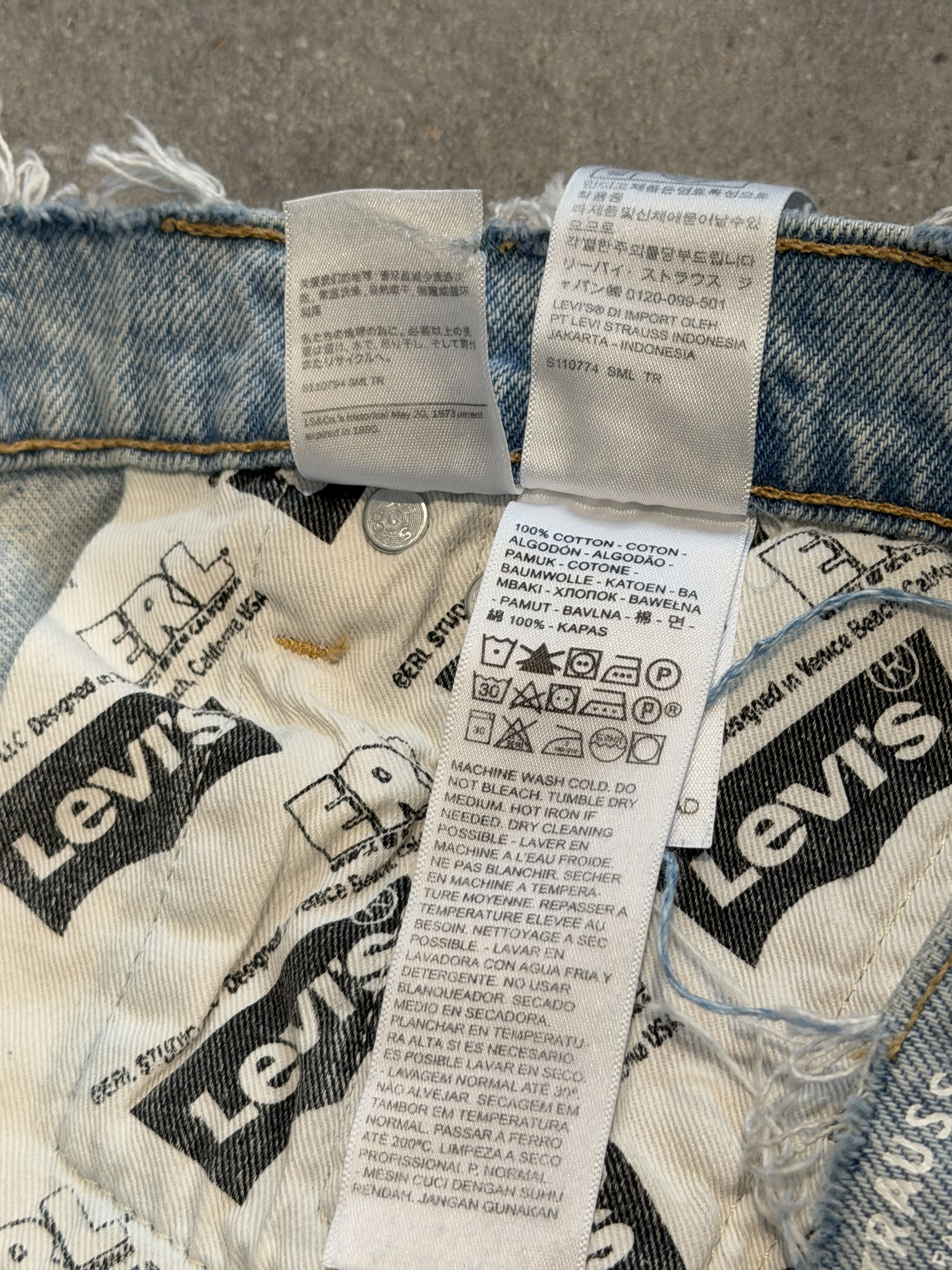 ERL × Levi's ERL x Levi's® 501 low-rise straight jeans Size US 31 - 7 Thumbnail