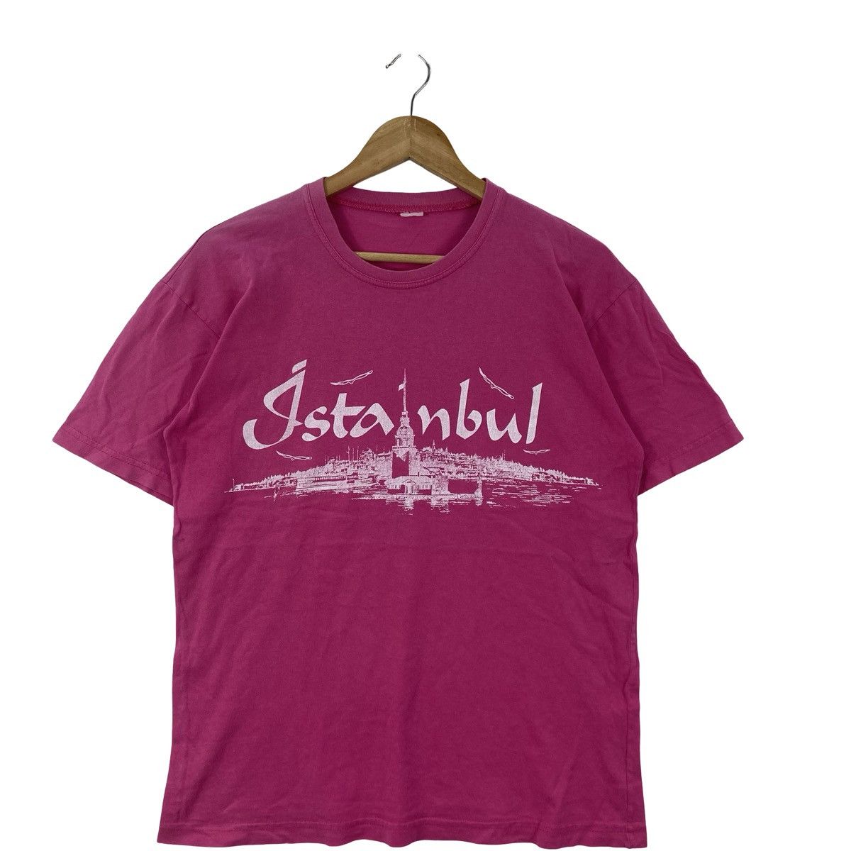 Vintage Vintage ISTANBUL CITYSCAPE Graphic Tourist Souvenir Tee Size US S / EU 44-46 / 1 - 5 Thumbnail