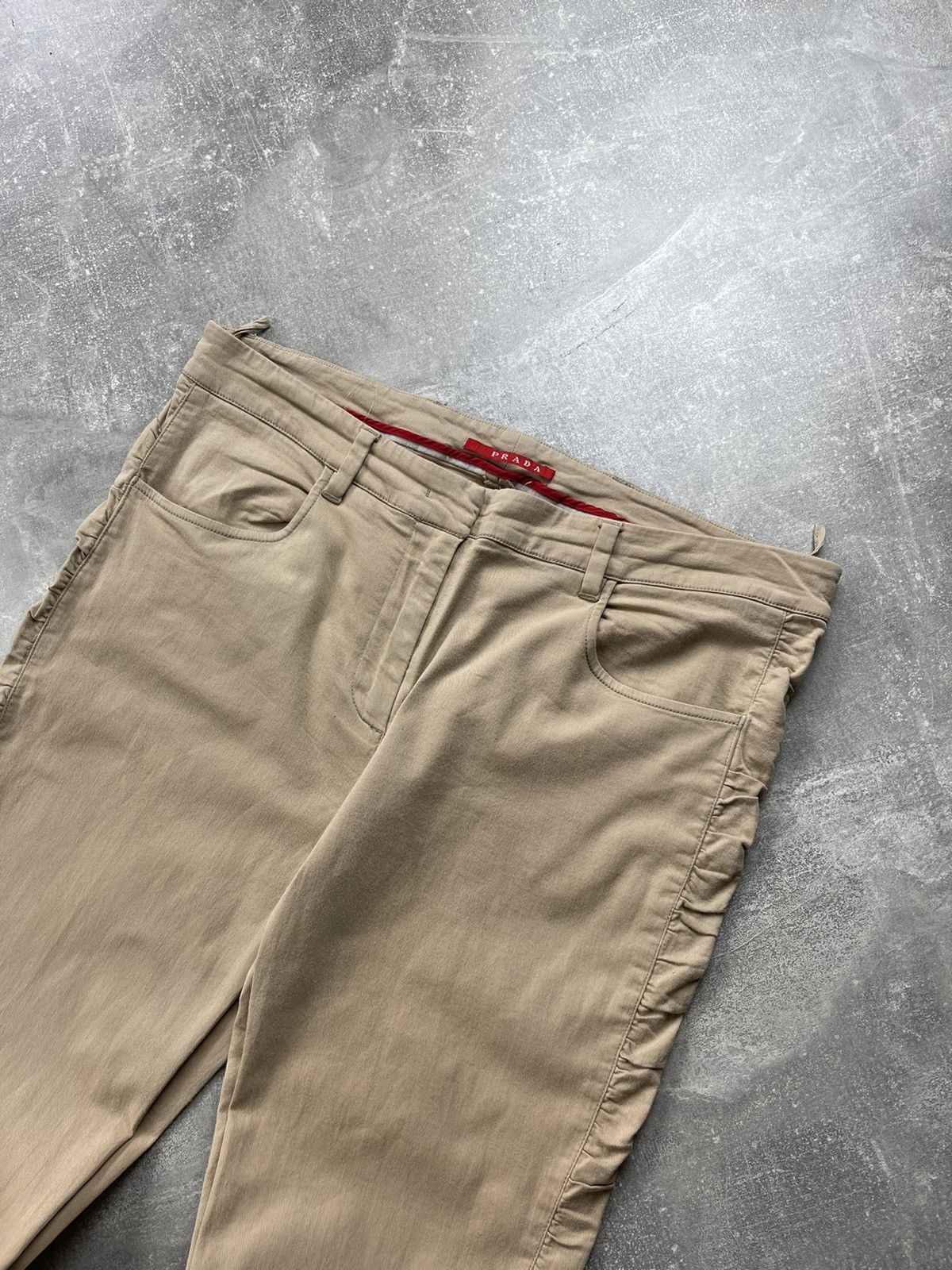 Prada × Vintage Vintage Prada Linea Rossa Y2K Beige Ruffle Slim Pants Size 30" / US 8 / IT 44 - 5 Thumbnail