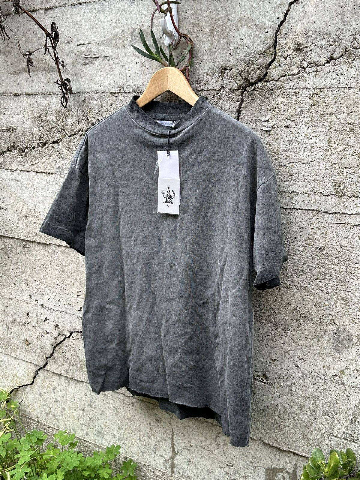 image of Grail John Elliott Raw Edge Phoenix Oil Wash T Shirt in Black, Men's (Size Medium)