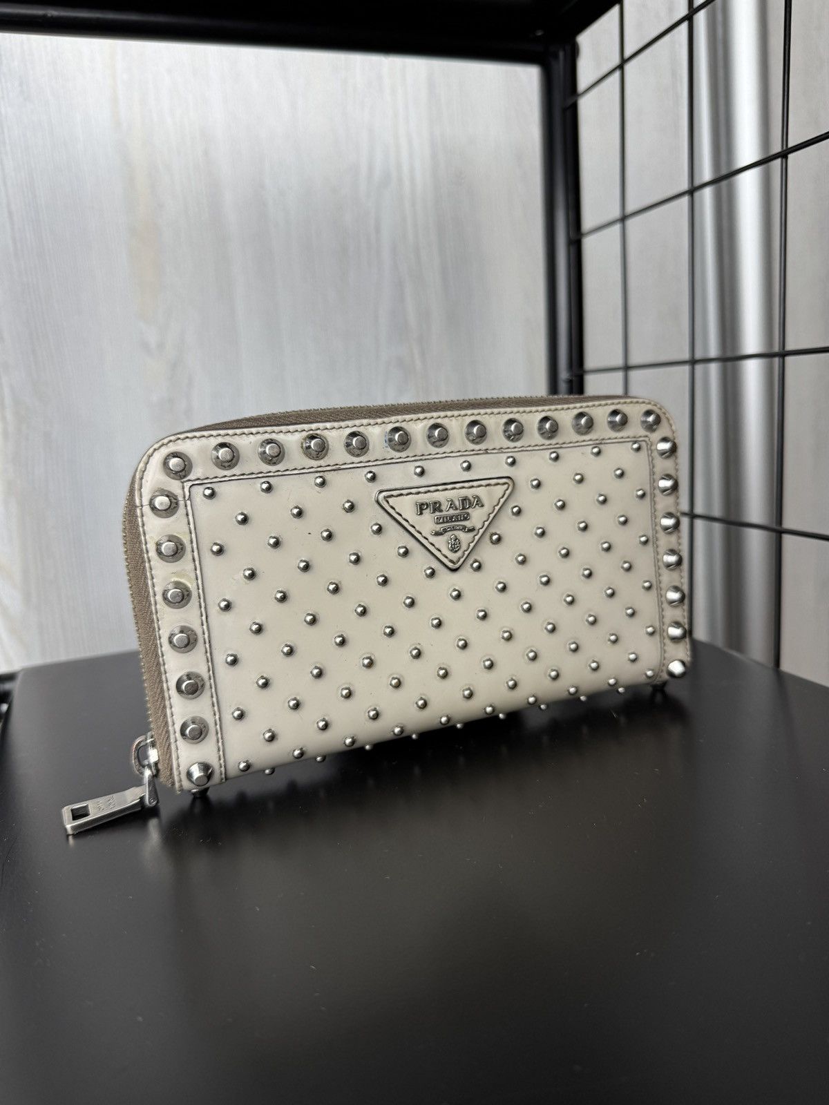 Prada PRADA WALLET STUDDED PURSE GRAY CARDS STUDDED WALLET Grey Size ONE SIZE - 2 Thumbnail