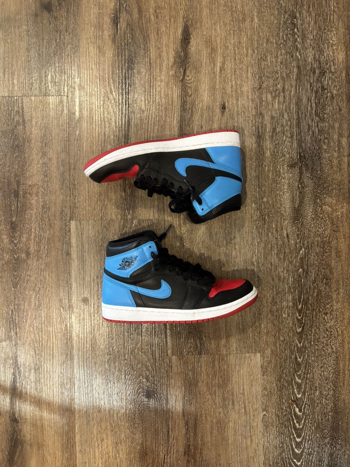 Jordan Brand × Nike Jordan 1 Retro High OG “UNC To CHI” Size US 11 / IT 41 - 2 Thumbnail