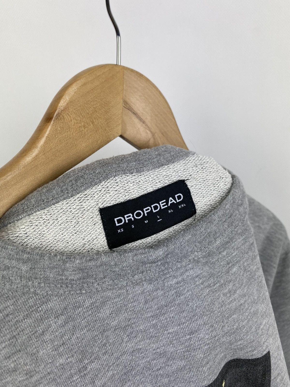 Drop Dead Drop Dead men’s short sleeve sweatshirt size L Size US L / EU 52-54 / 3 - 12 Thumbnail