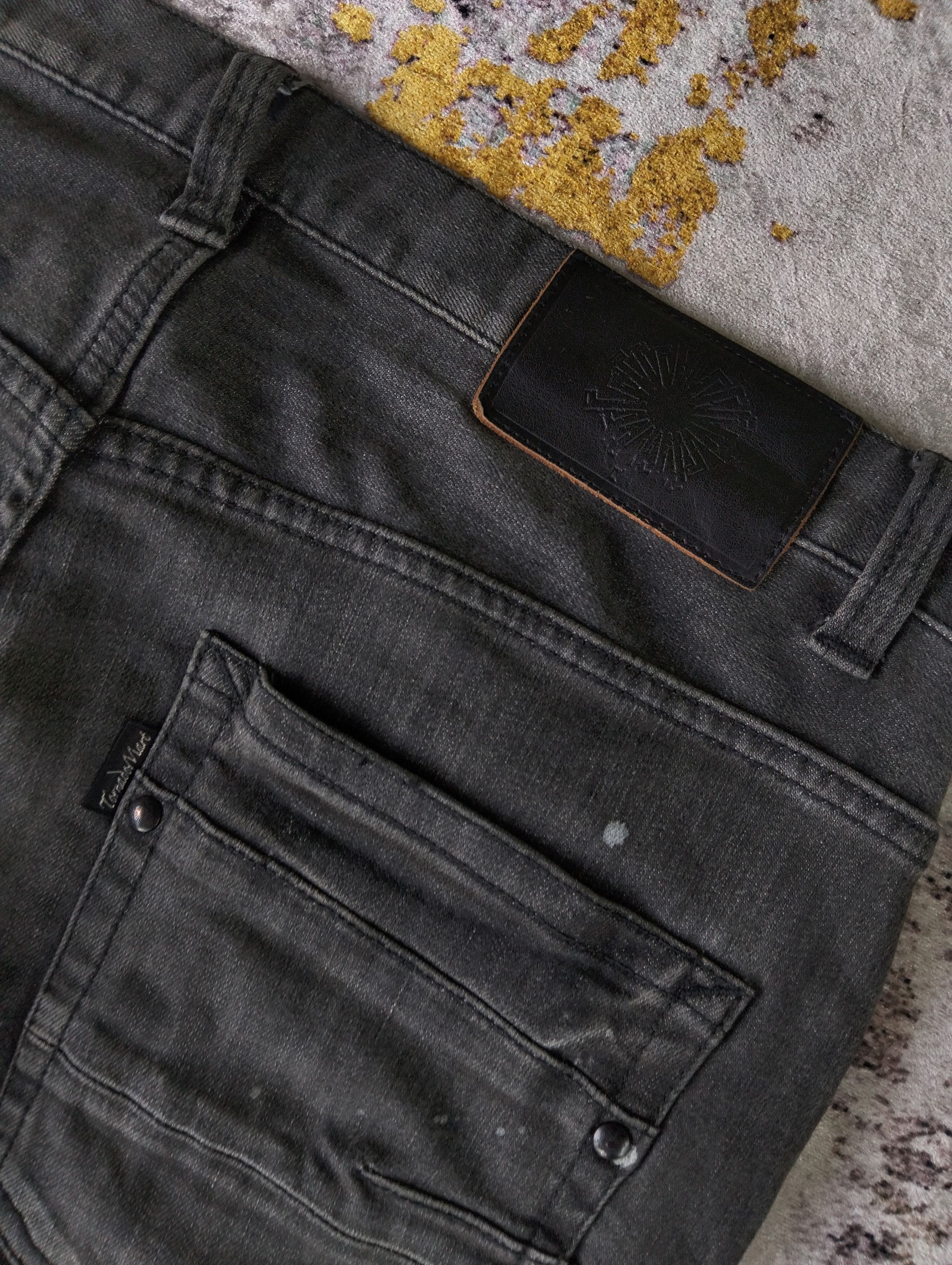 Tornado Mart Tornado Mart Slim Denim Paint Splatter Jeans Size US 31 - 13 Thumbnail