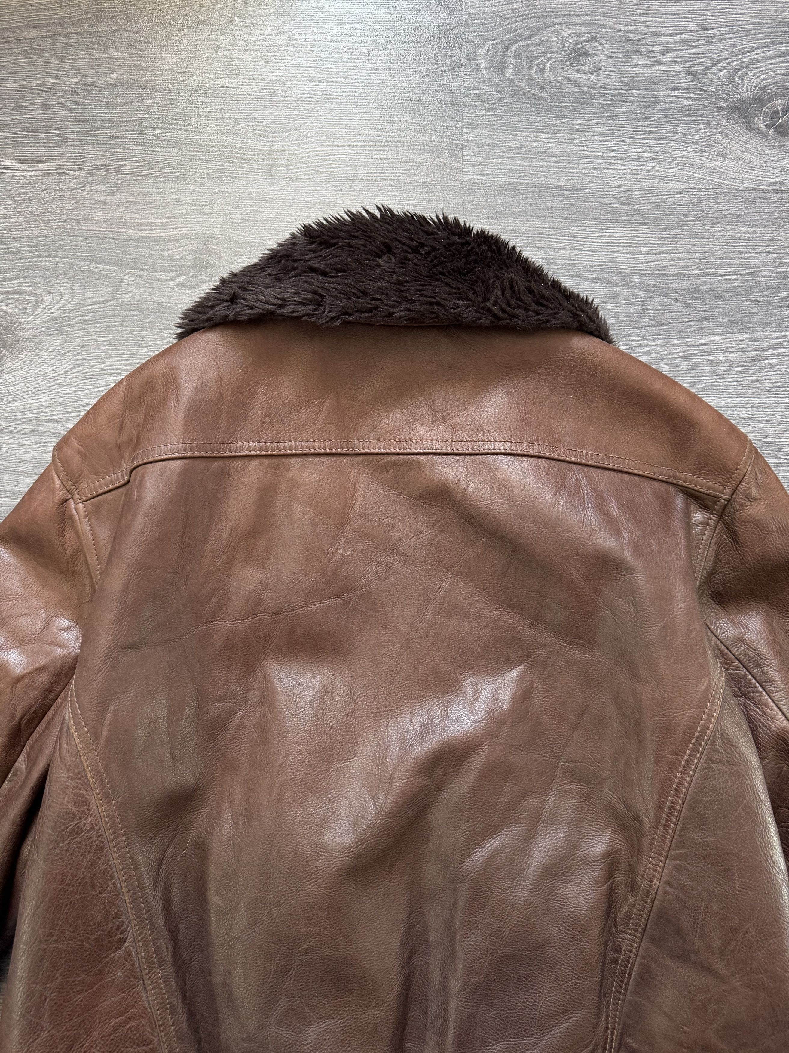 Leather Vintage A2 Leather Bomber Jacket with Faux Fur Lining Size US L / EU 52-54 / 3 - 7 Thumbnail
