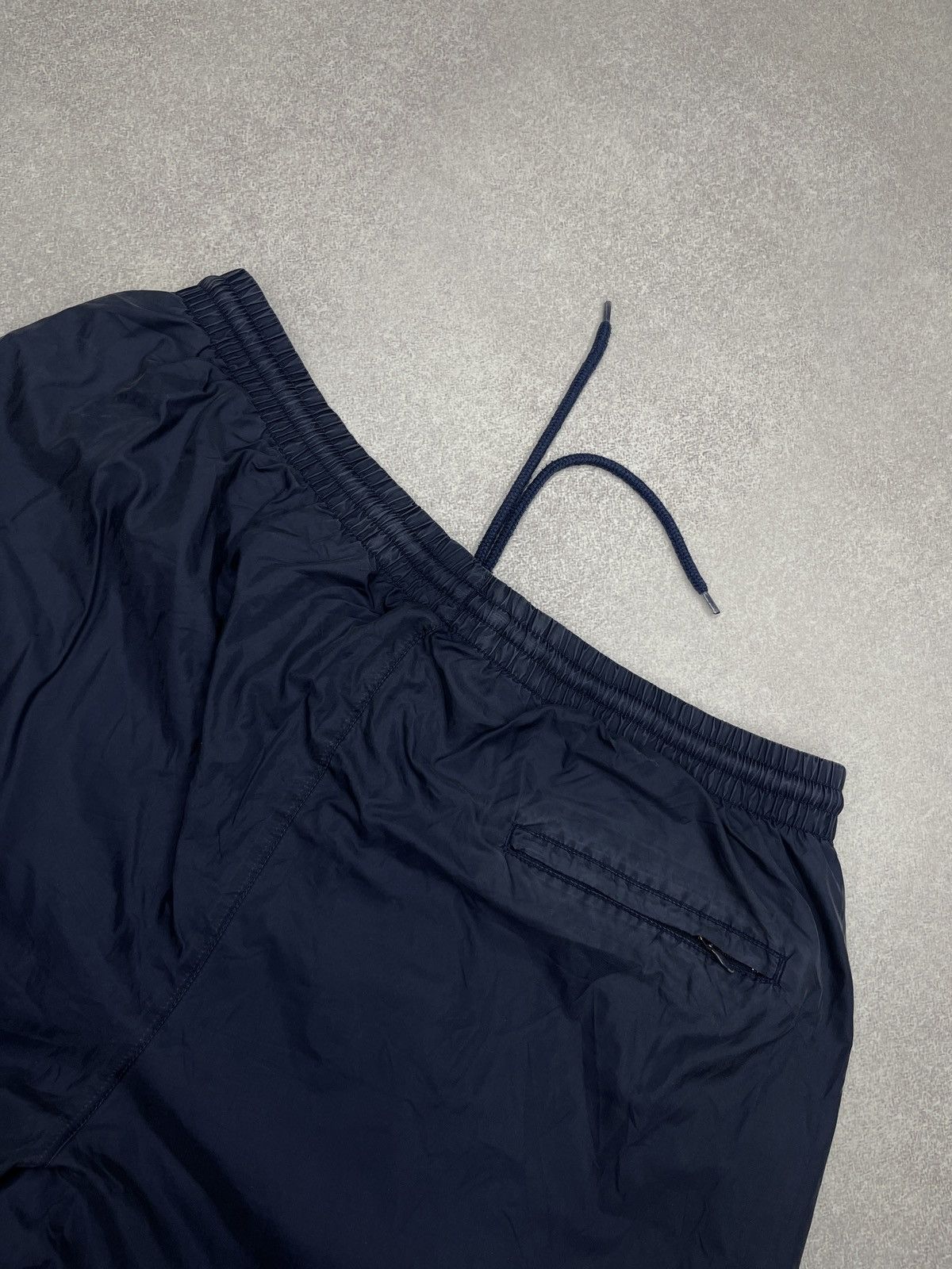 Nike Vintage Nike Nylon Sweatpants Navy Triple Swoosh Y2K ACG Size US 36 / EU 52 - 9 Thumbnail