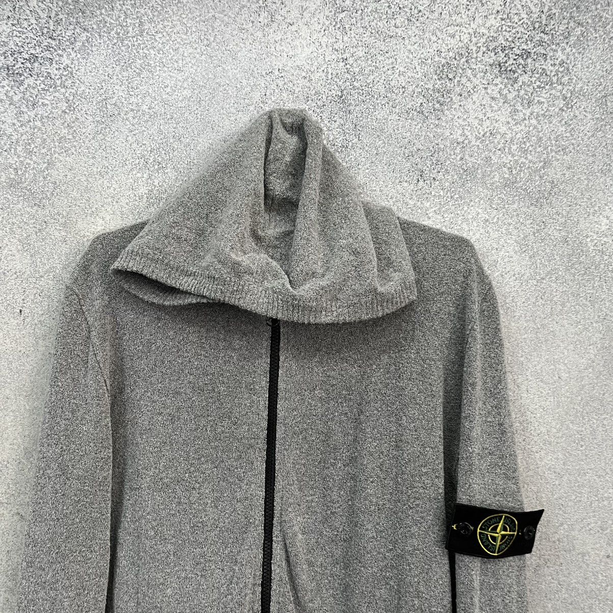 Stone Island Stone Island Zip-hoodie Sweater Size L Size US L / EU 52-54 / 3 - 4 Thumbnail