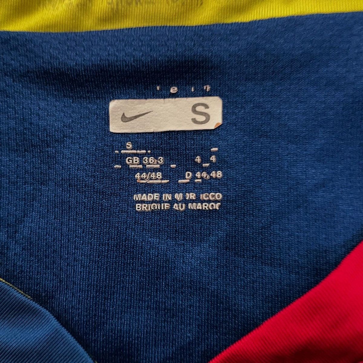Vintage 🔥RARE🔥Vintage FC BARCELONA 2006 2007 home football T-shirt Size US S / EU 44-46 / 1 - 3 Thumbnail