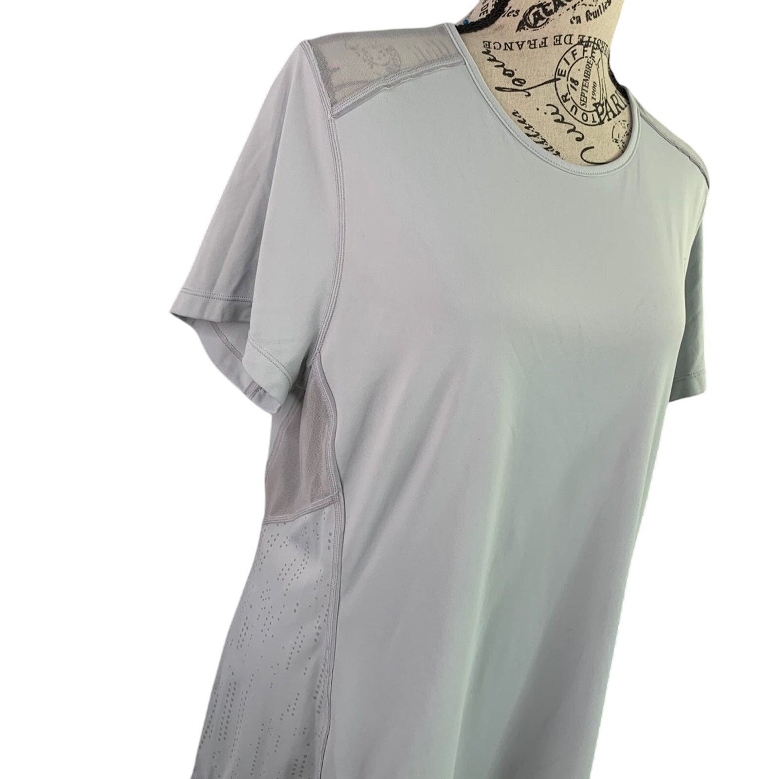 Asics ASICS Women's Medium Reflector Running Shirt 100% Polyester Size M / US 6-8 / IT 42-44 - 4 Thumbnail