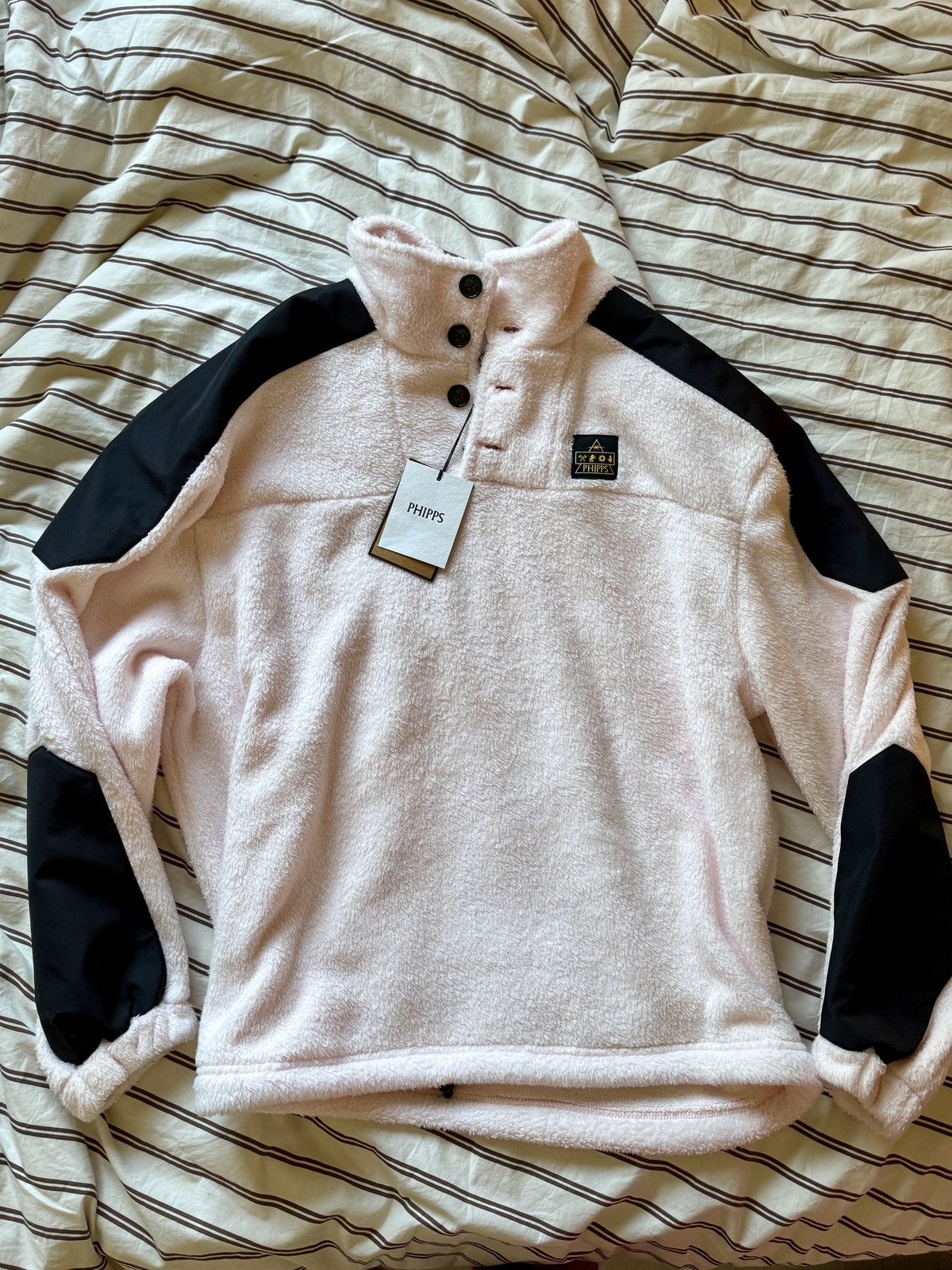 image of Phipps Basecamp Fleece × 1 L / Blush / Deadstock Polar, Men's (Size Large)